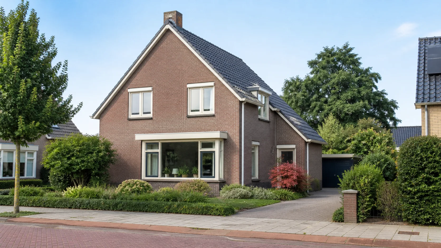 House Valuation in Geldrop 6 Representative brick family home with garden and driveway in Geldrop