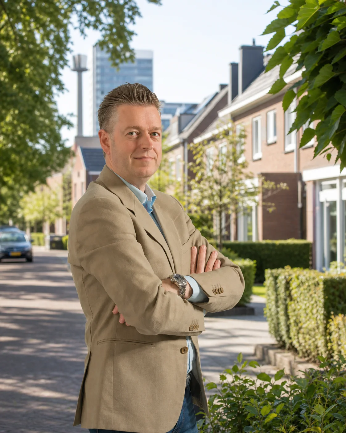 House Valuation in Veldhoven 1 Quiet tree-lined residential street with Dutch homes in Veldhoven, North Brabant