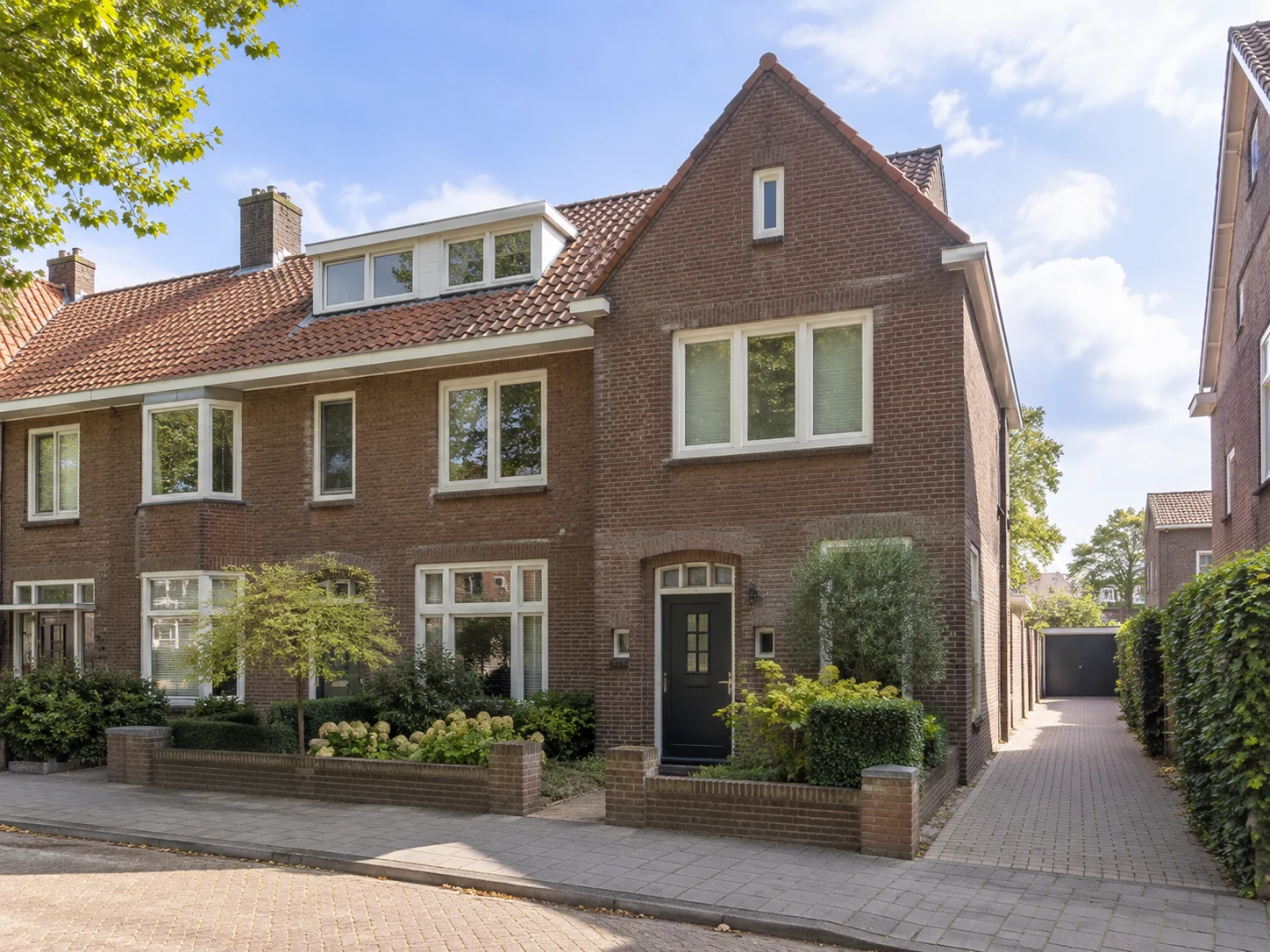 Property Valuation in Oud-Gestel, Eindhoven 5 Representative Dutch home used for property-valuation context in Oud Gestel, Eindhoven