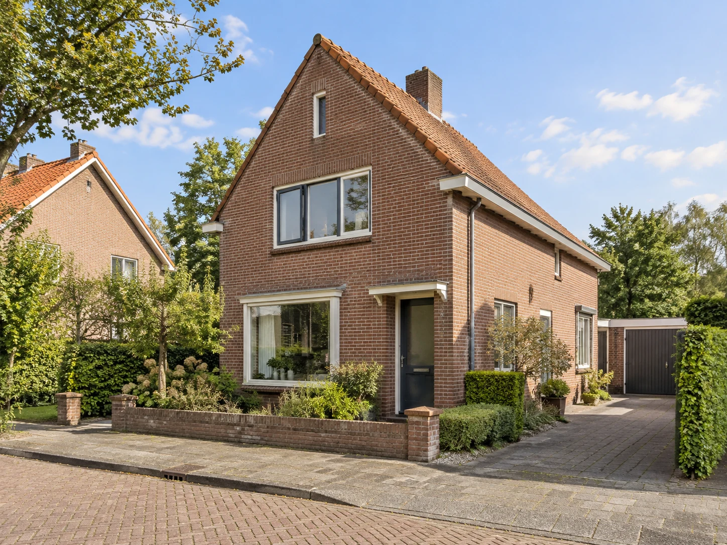 Property Valuation in Oud-Tongelre, Eindhoven 5 Representative Dutch home used for property-valuation context in Oud Tongelre, Eindhoven