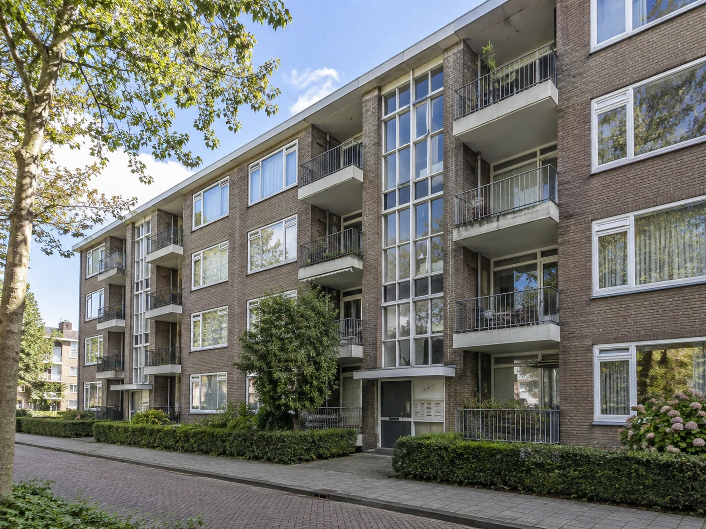 Property Valuation in Woensel-Noord, Eindhoven 5 Representative Dutch home used for property-valuation context in Woensel-Noord, Eindhoven